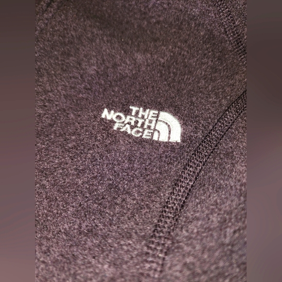 The North Face Medium Polartec Full Zip Fleece Jacket - Picture 10 of 12